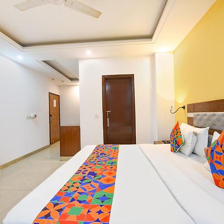 Fabhotel The Kings Plaza 新德里 外观 照片