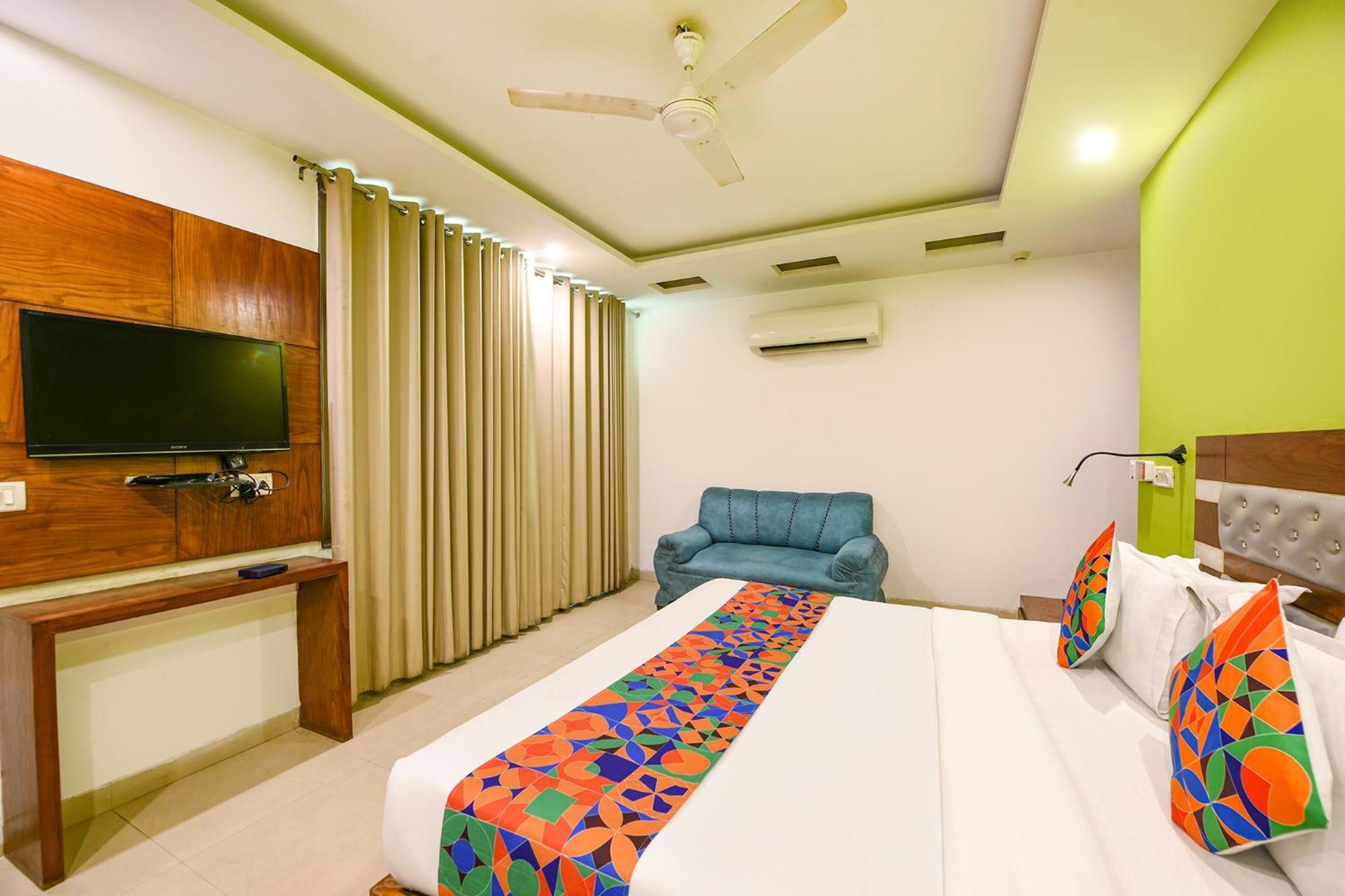 Fabhotel The Kings Plaza 新德里 外观 照片